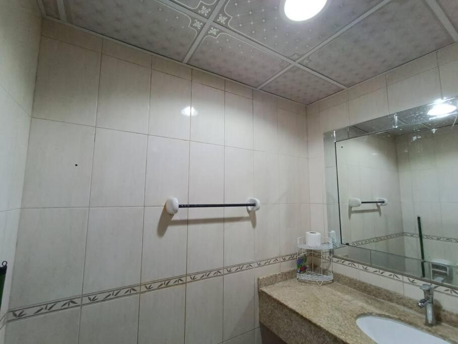 Luxury Two Bedroom شقة فخمة وكبيرة غرفتين Аджман Экстерьер фото