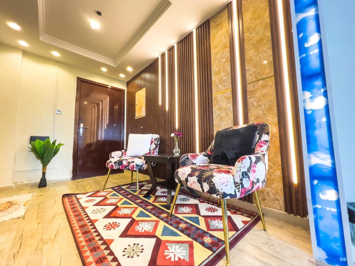 Luxury Two Bedroom شقة فخمة وكبيرة غرفتين Аджман Экстерьер фото