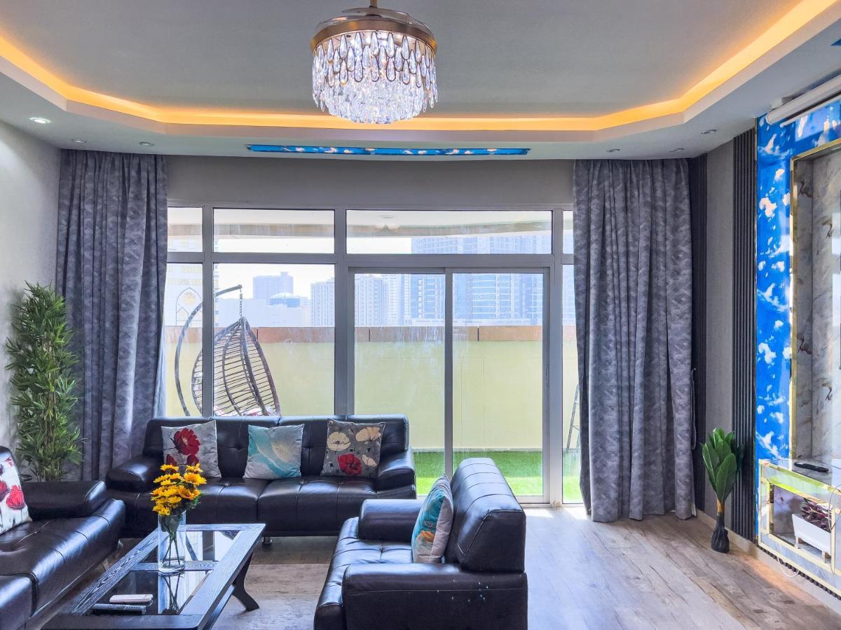 Luxury Two Bedroom شقة فخمة وكبيرة غرفتين Аджман Экстерьер фото